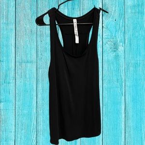 Lululemon Women’s workout tank
